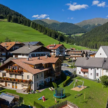 Alojamento de Turismo Rural Hirschenhof Dobbiaco